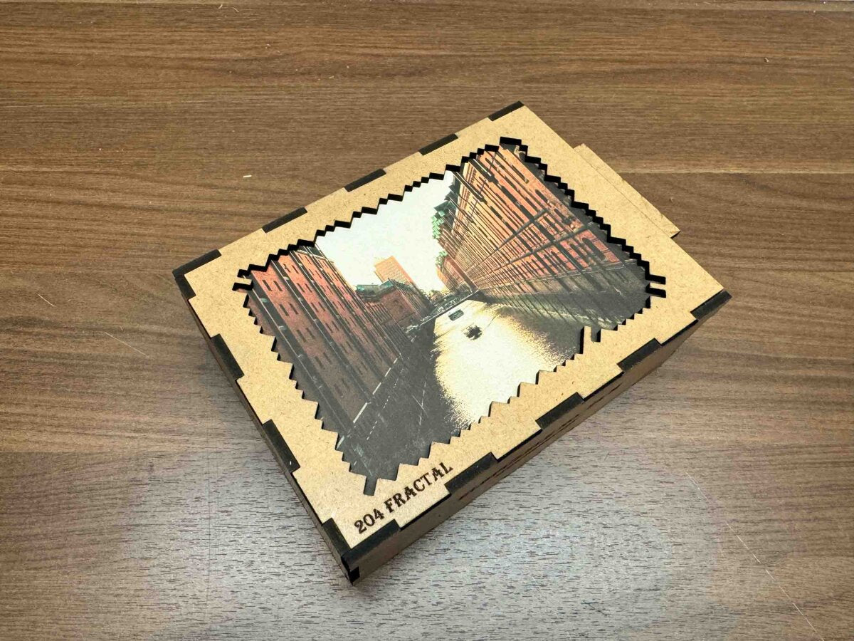 elbPUZZLE No. 24 - Speicherstadt - Fractale Edition 174 Teile M