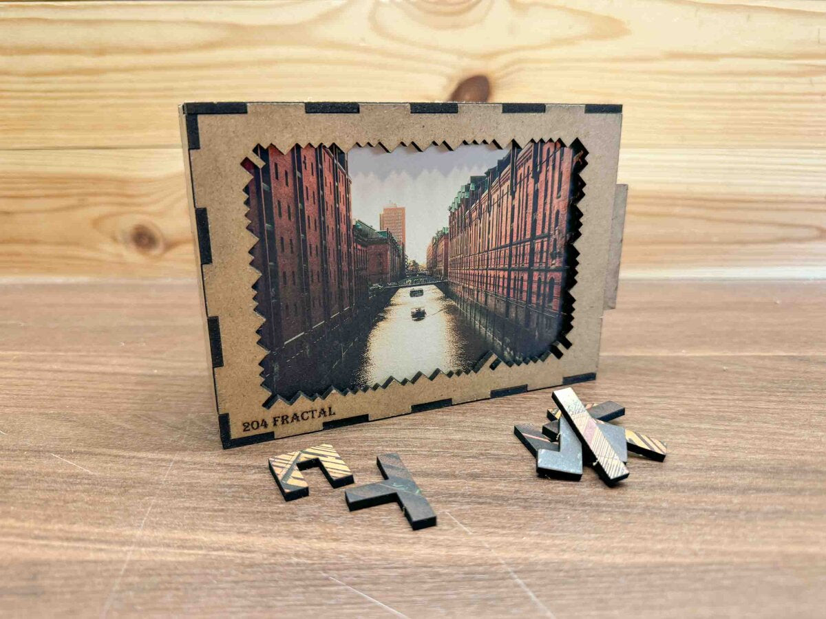 elbPUZZLE No. 24 - Speicherstadt - Fractale Edition 174 Teile M
