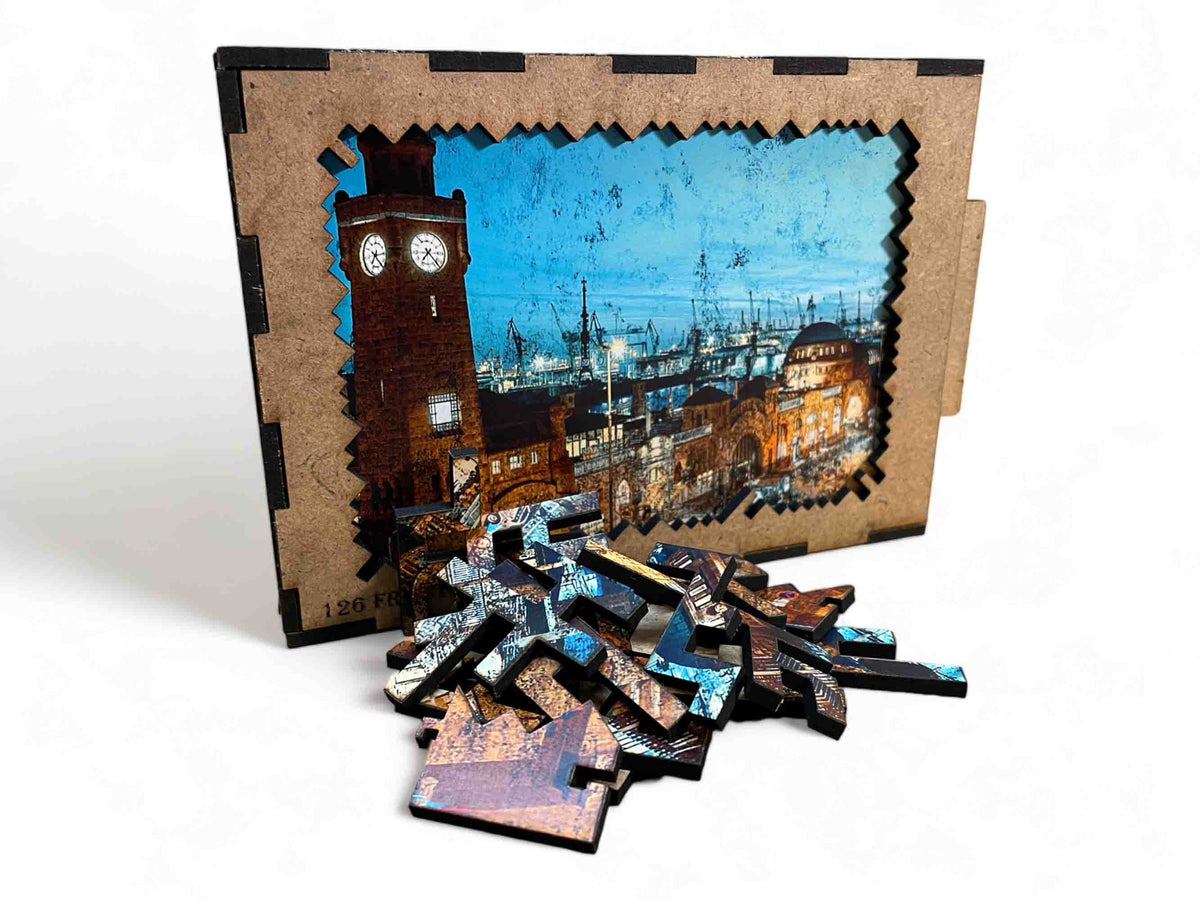 elbPUZZLE No. 01 - St.Pauli Landungsbrücken - Fractale Edition