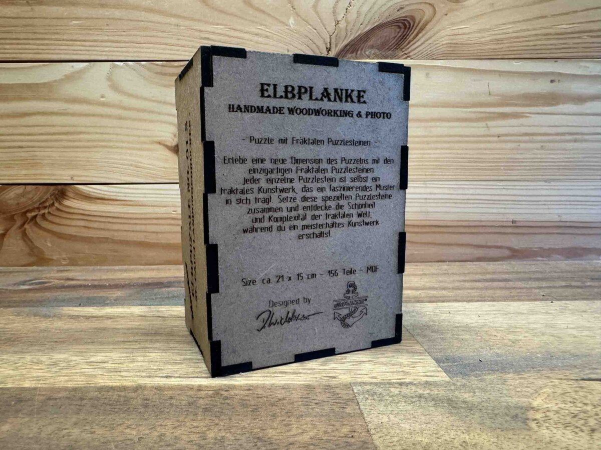 elbPUZZLE No. 01 - St.Pauli Landungsbrücken - Fractale Edition S / Master / 15x21 cm / 156 Teile