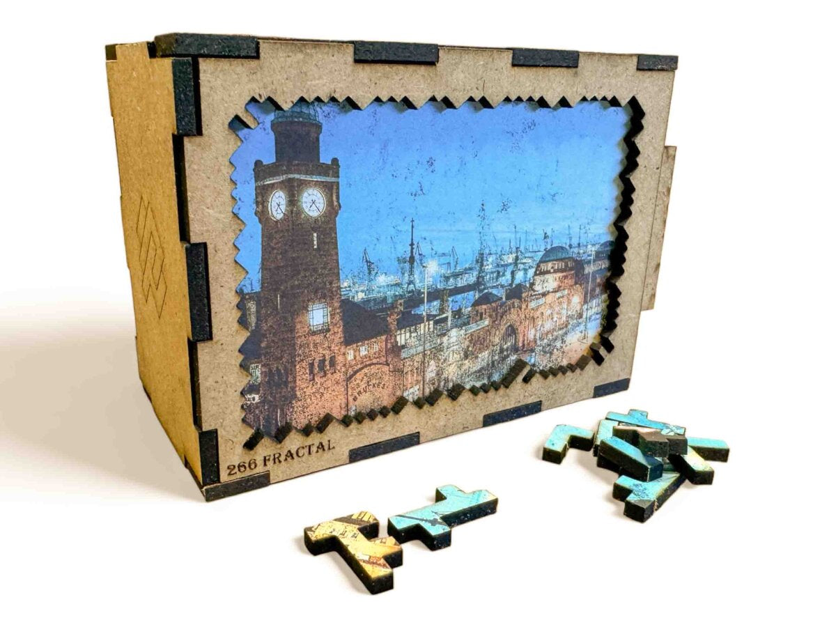 elbPUZZLE No. 01 - St.Pauli Landungsbrücken - Fractale Edition S / Ultimo /15x21 cm / 266 Teile