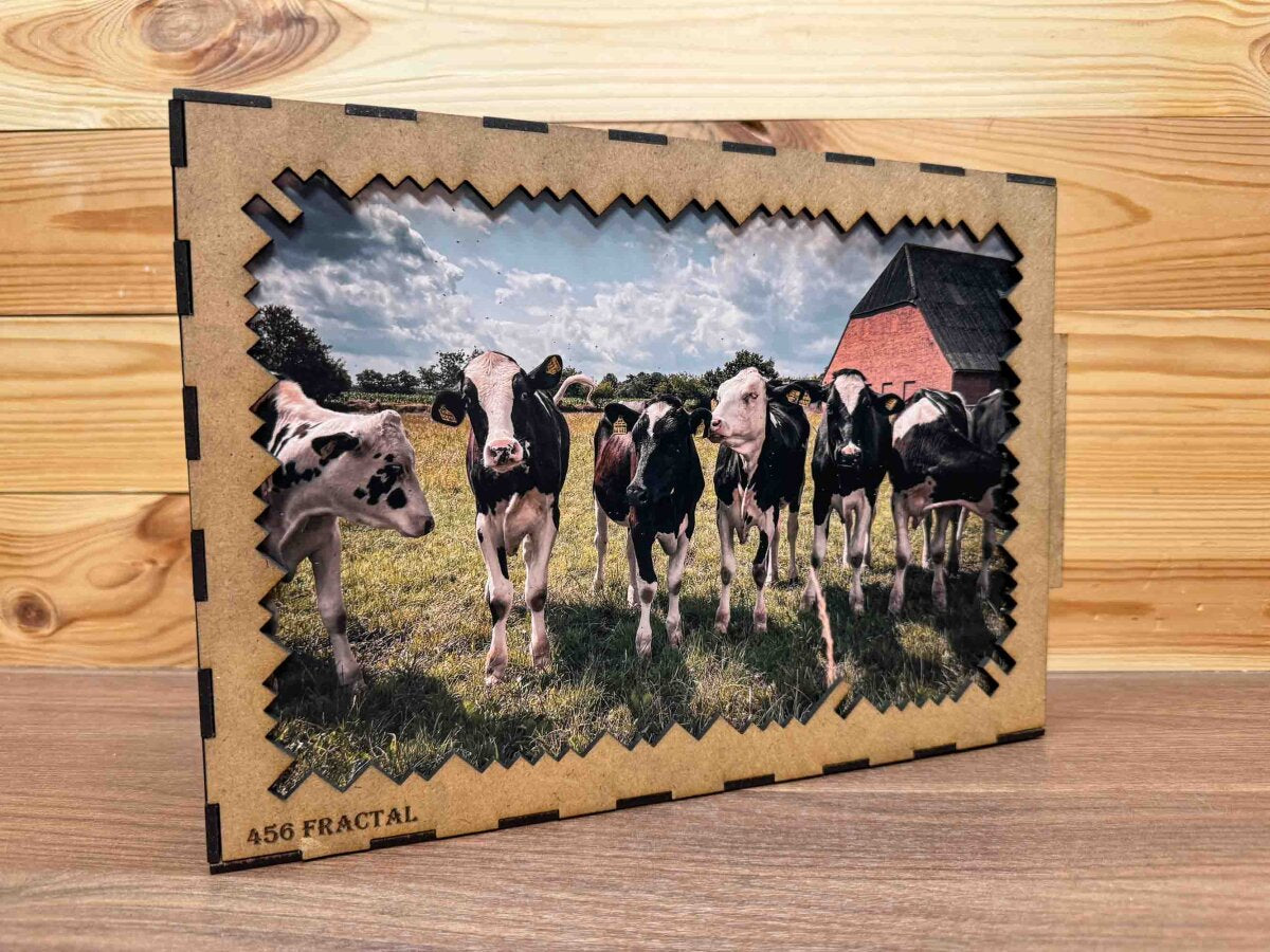 elbPUZZLE No. 30 - Tierwelten: Kühe - Fractale Edition / Standard / 36x49 cm / 461 Teile