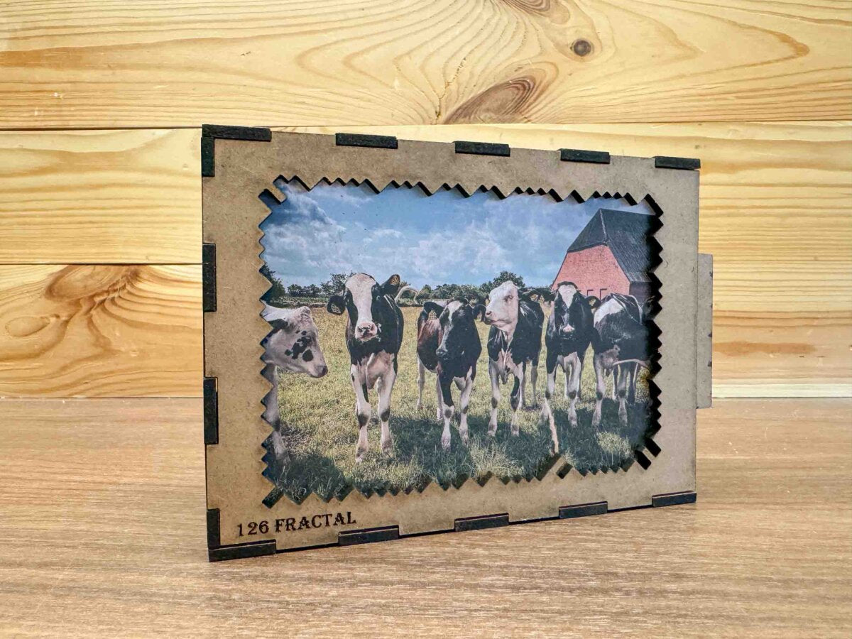 elbPUZZLE No. 30 - Tierwelten: Kühe - Fractale Edition / Standard / 21x30 cm / 183 Teile M