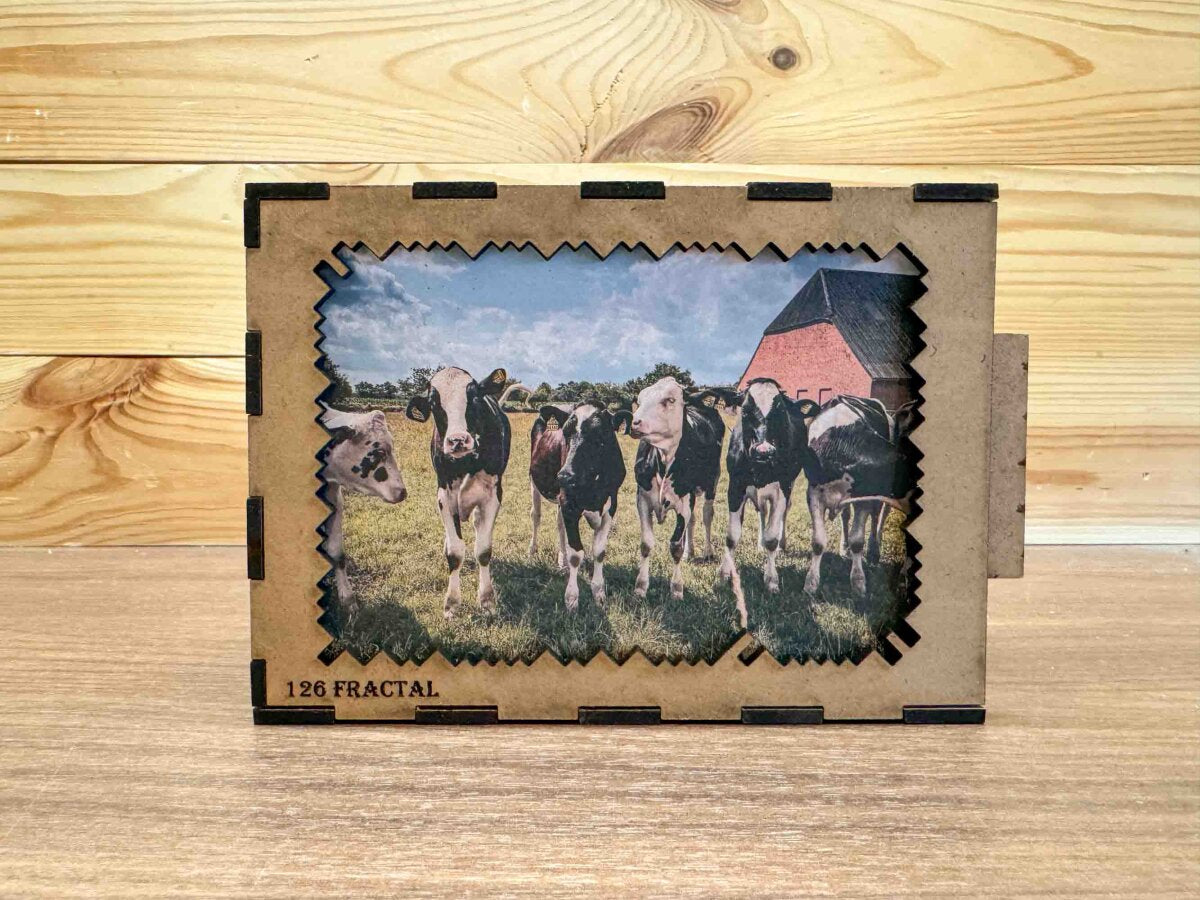 elbPUZZLE No. 30 - Tierwelten: Kühe - Fractale Edition / Standard / 21x30 cm / 183 Teile M