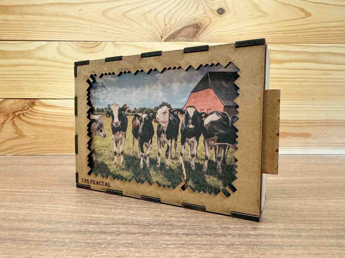 elbPUZZLE No. 30 - Tierwelten: Kühe - Fractale Edition / Standard / 21x30 cm / 183 Teile M