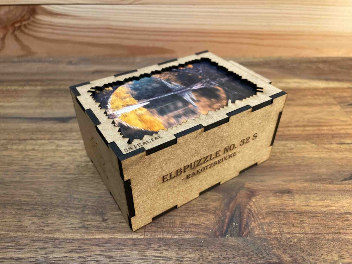 elbPUZZLE No. 32 - Rakotzbrücke - Fractale Edition Standard - 92 Teile