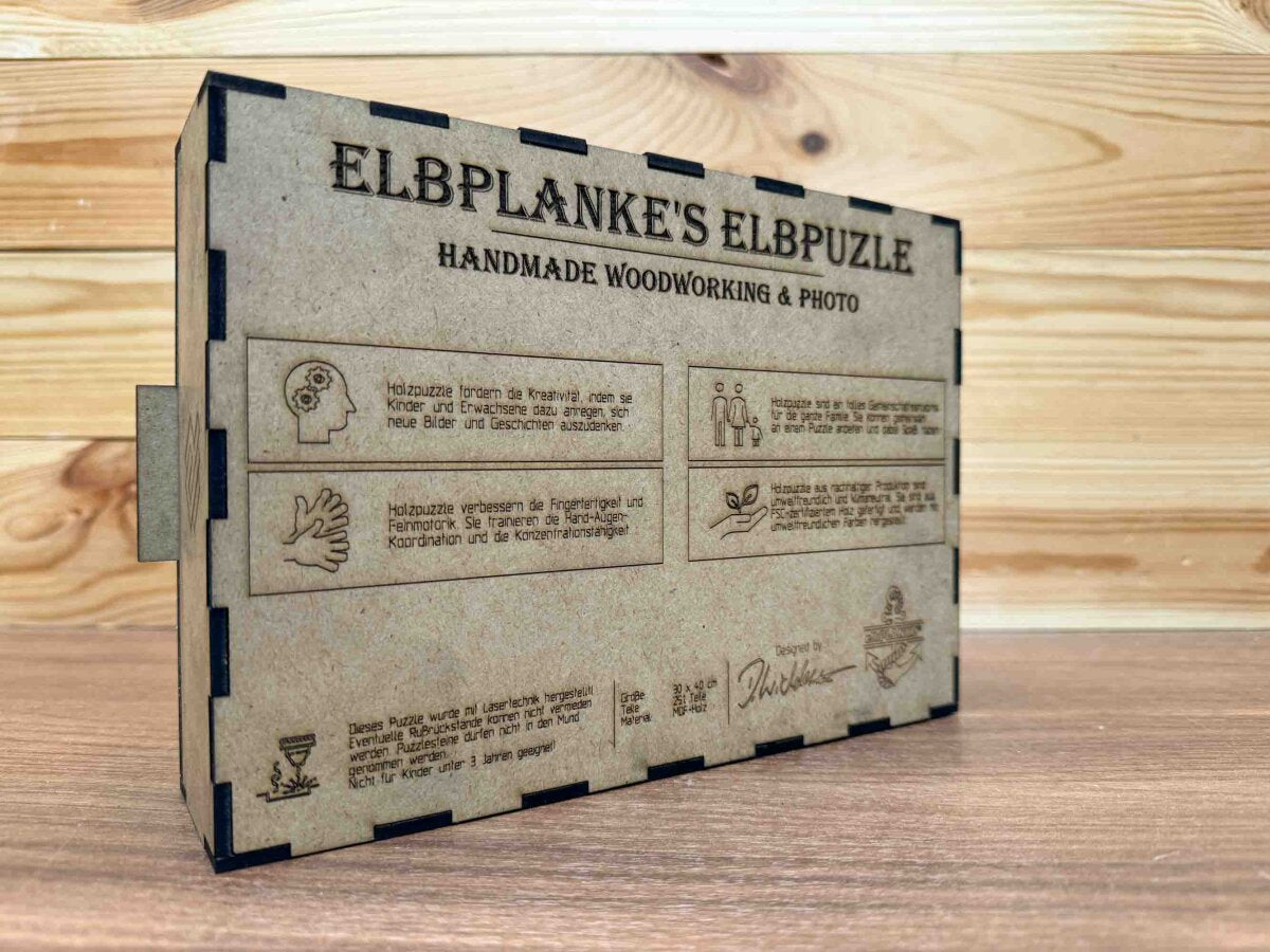 elbPUZZLE No. 36 - Pilsumer Leuchtturm - Fractale Edition 251 Teile L