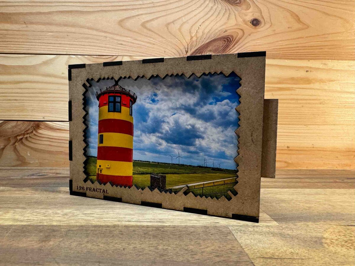 elbPUZZLE No. 36 - Pilsumer Leuchtturm - Fractale Edition 183 Teile M