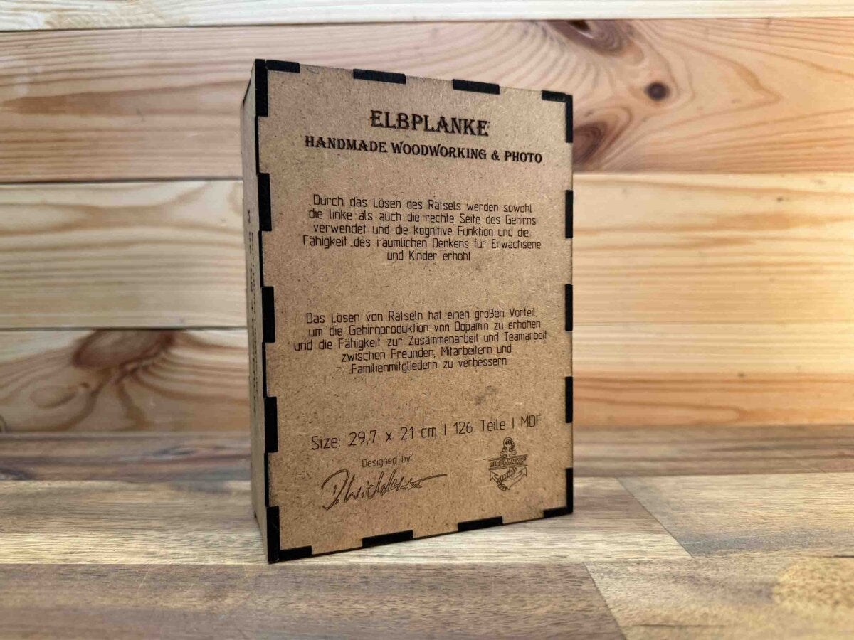 elbPUZZLE No. 36 - Pilsumer Leuchtturm - Fractale Edition 183 Teile M