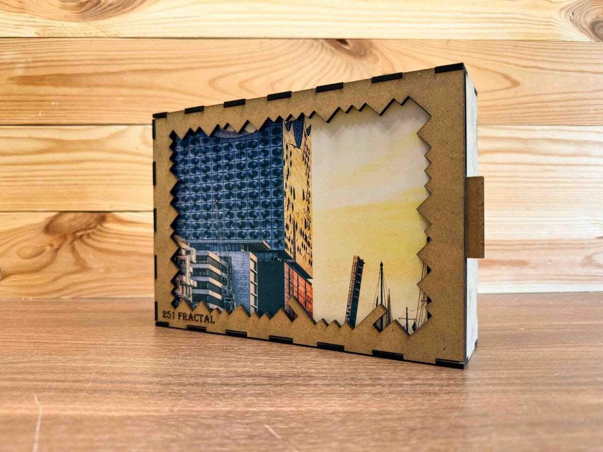 elbPUZZLE No. 44 - Symphonie der Farben - Fractale Edition 289 Teile L